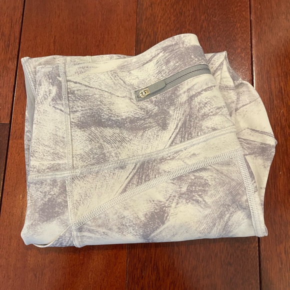 Lululemon Tights - Picture 6 of 6